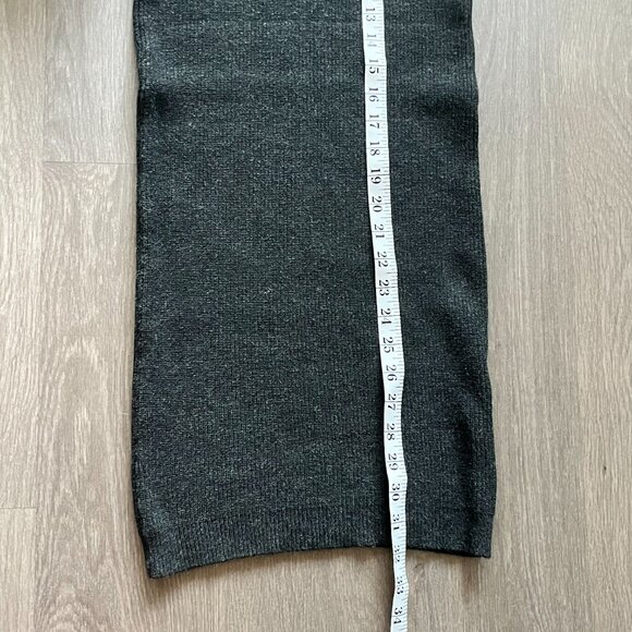 BNWOT WILFRED FREE Dark Grey Knit High-Waist Midi Bodycon Skirt (from Aritzia) - Picture 9 of 10